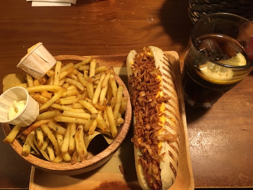 Restaurantes Frankie Hot Dogs