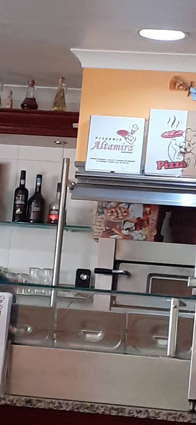 Restaurants Pizzaria Altamira Sourense Lda.