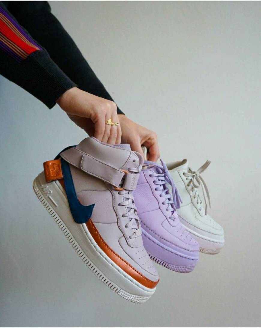 Social Nike Air Force 1