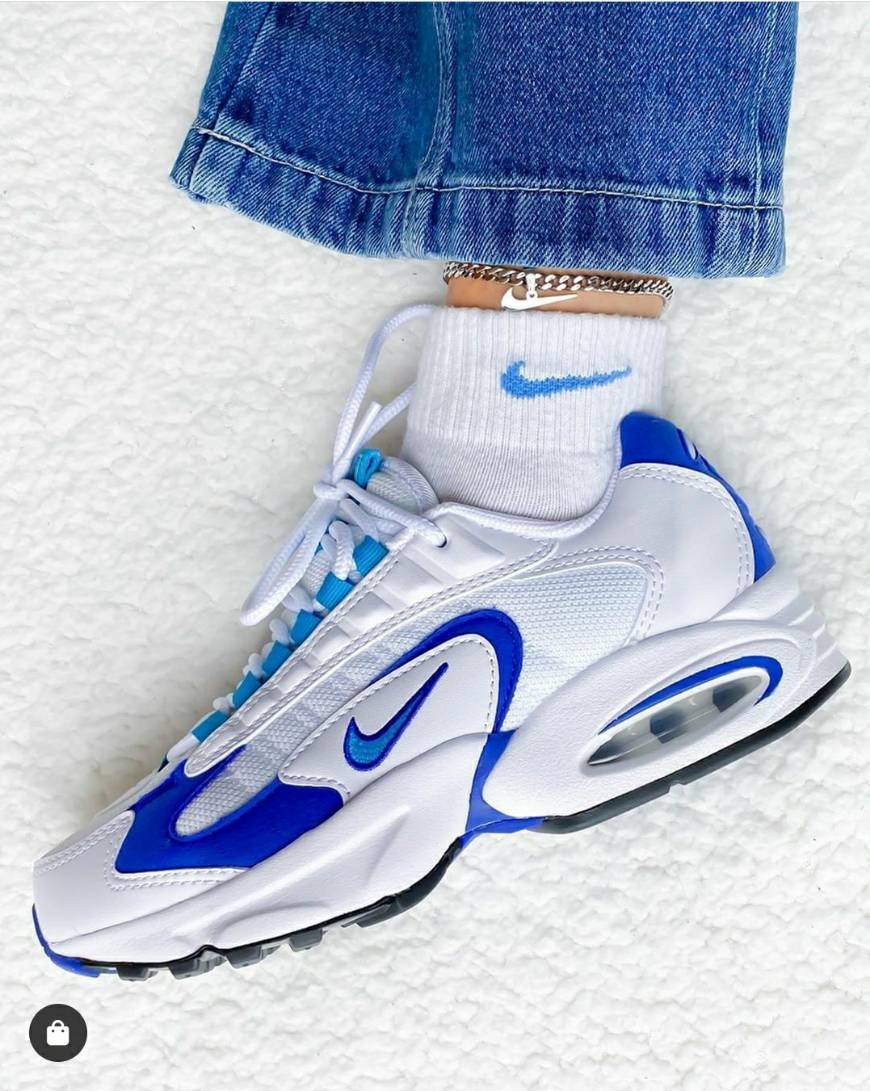 Social Air Max Triax