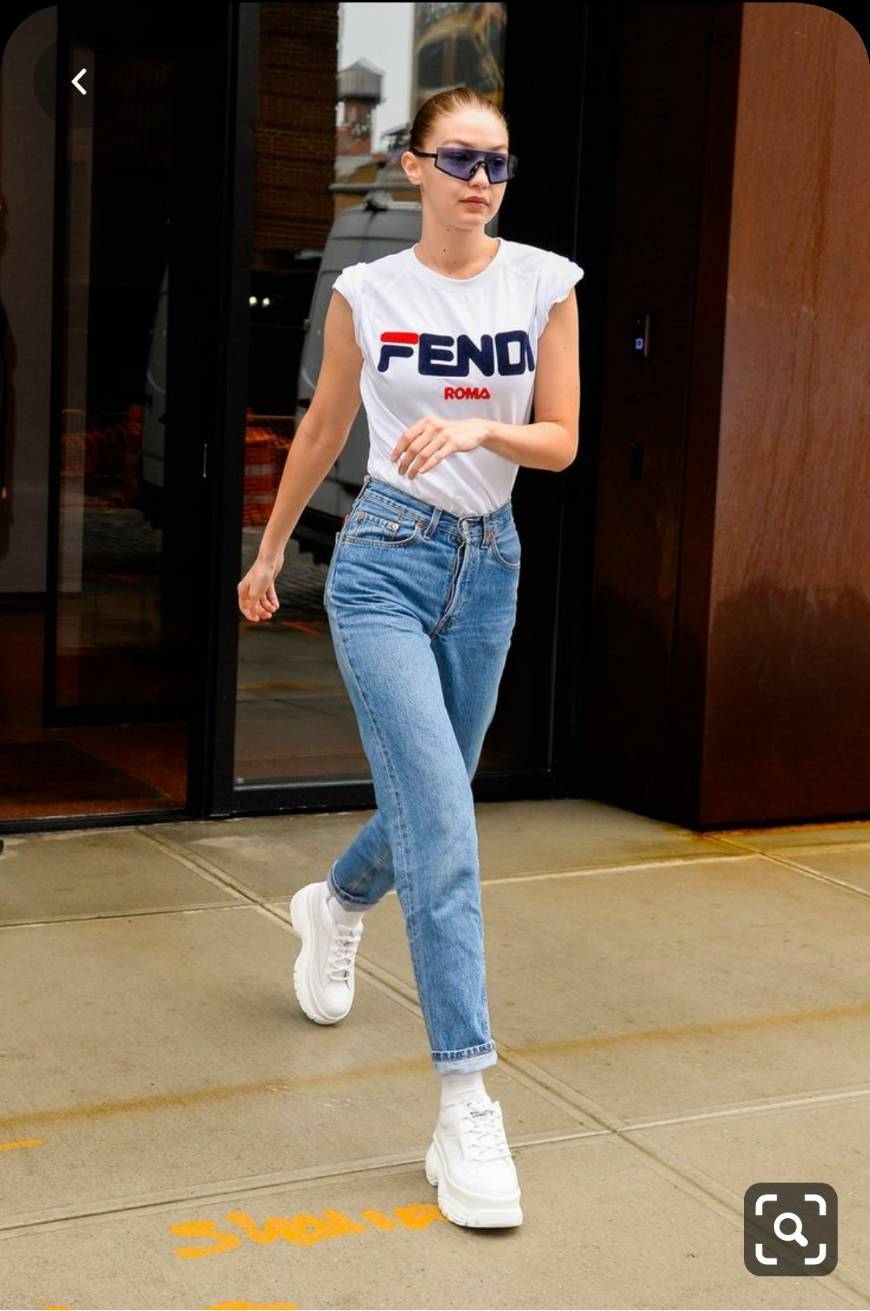 Moda Gigi Hadid outfit