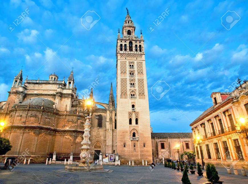 Lugar Torre Giralda Enparantza