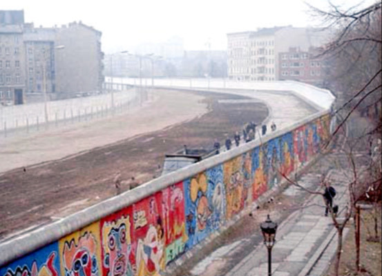 Place Muro de Berlín