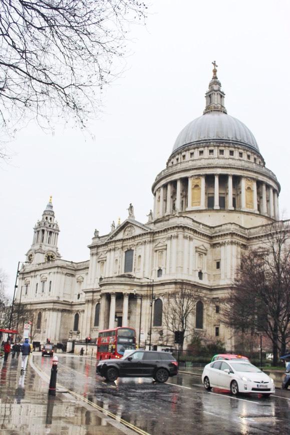 Place Catedral de Saint Paul