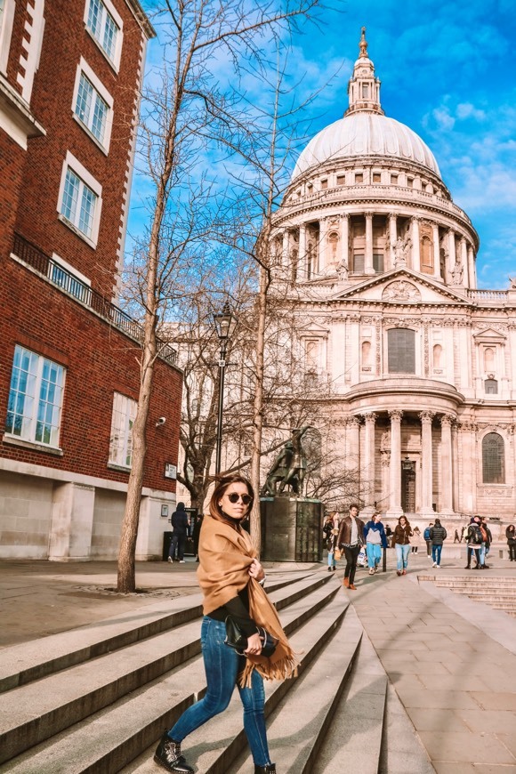 Lugar St. Paul Cathedral