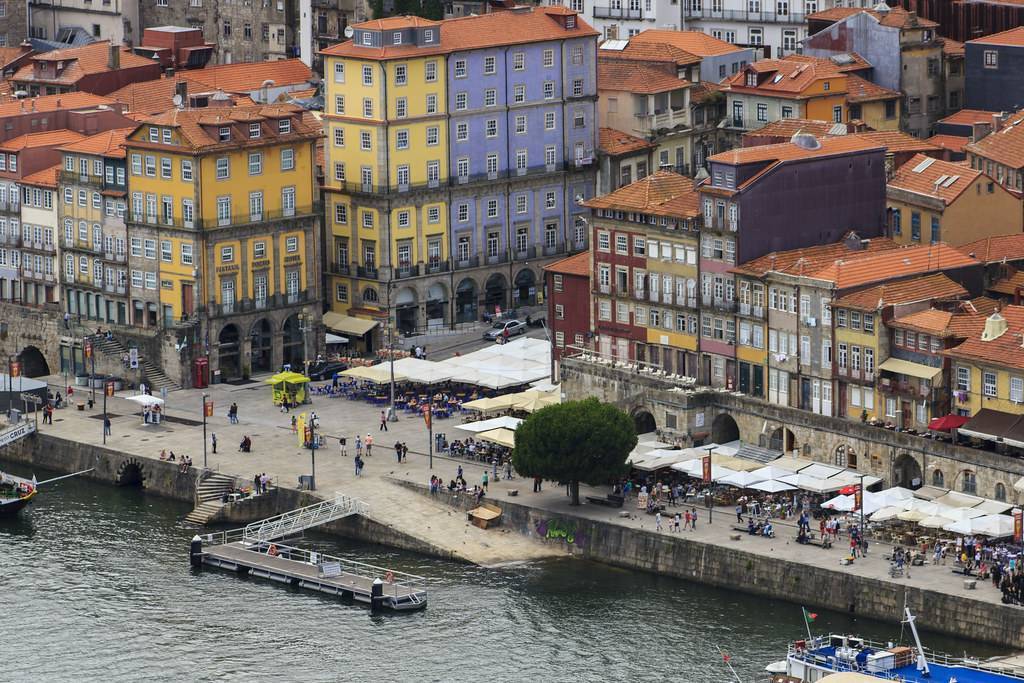 Place Praça da Ribeira Porto