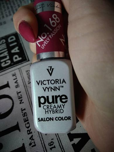 Victoria Vynn Pure Creamy Hybrid Salon Color 8mL