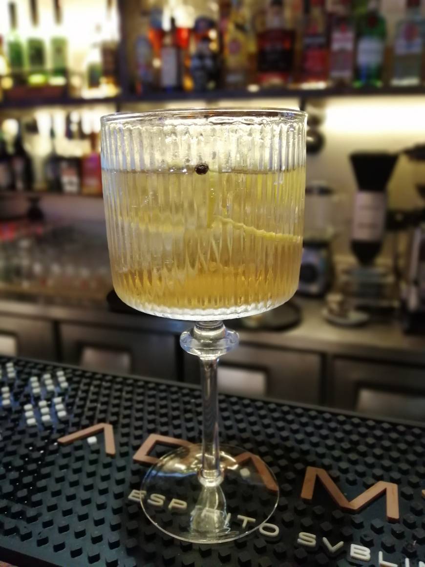 Place Obviamente Bar