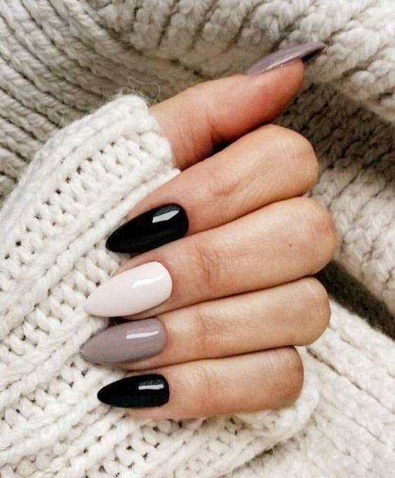 Fashion Unhas com cor intercalada 