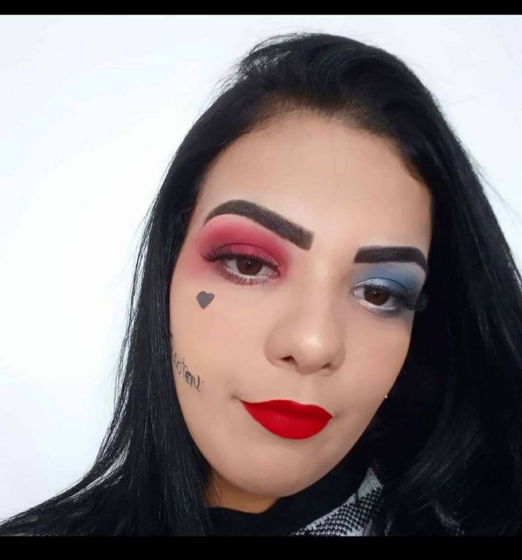 Moda Makeup girl