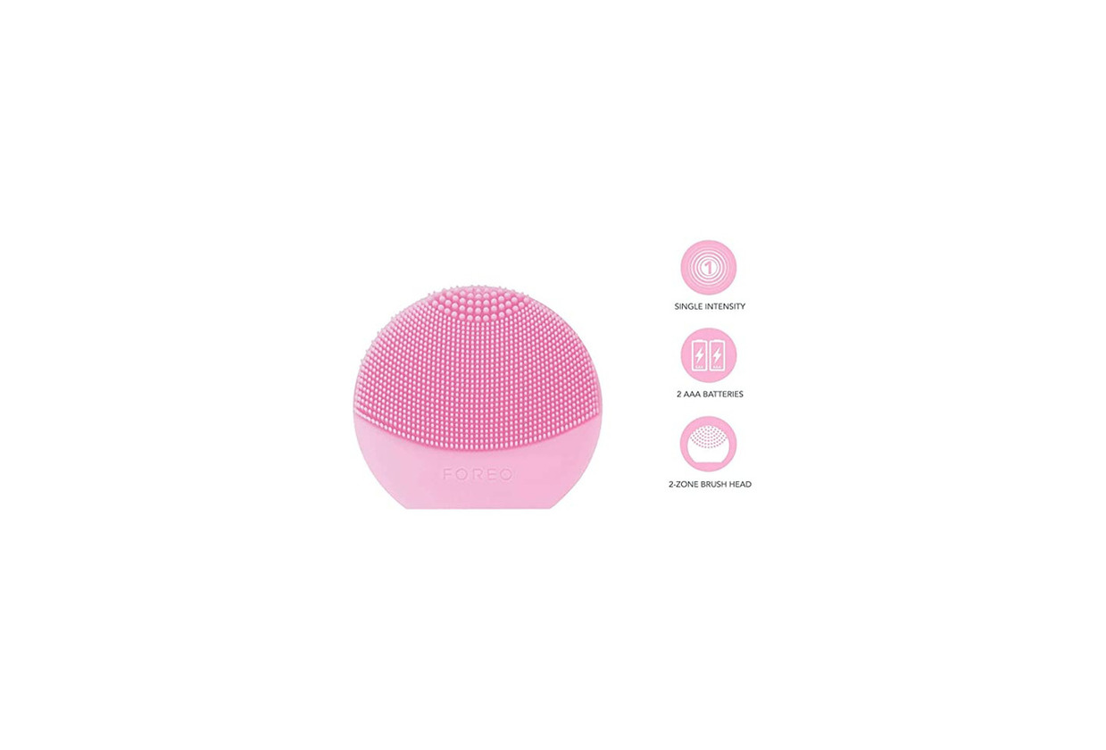 Producto LUNA play plus de FOREO es el cepillo facial recargable de silicona