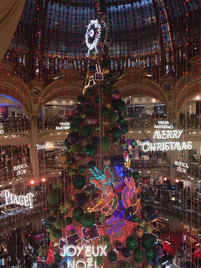 Lugar Galeries Lafayette Haussmann