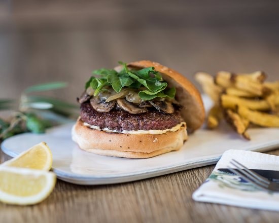 Burgers and Bowls Faro