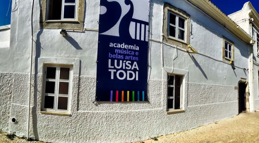 Place Academy Luísa Todi