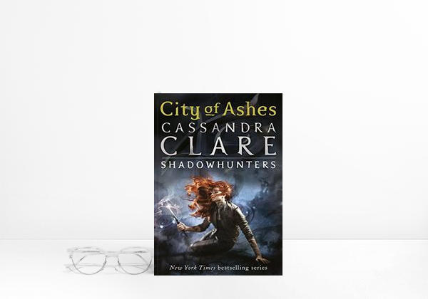 Livro The Mortal Instruments 2