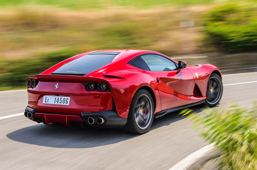 Productos Ferrari 812 Superfast