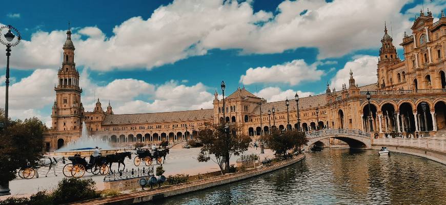 Lugares Plaza de Sevilla