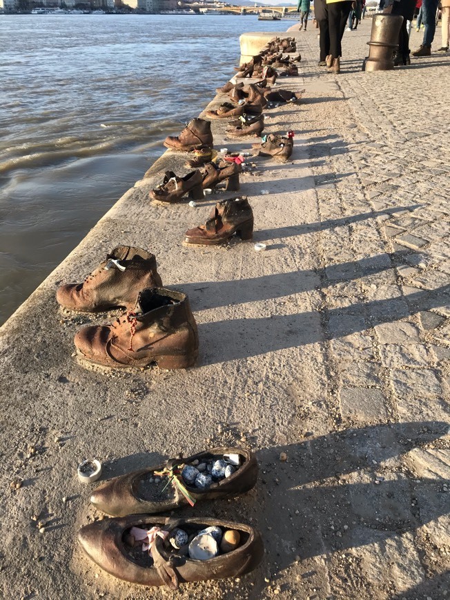 Lugar Shoes on the Danube Bank