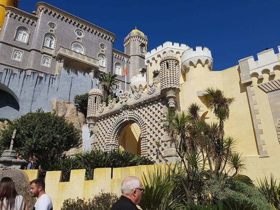 Place Sintra. Palácio da Pena. 