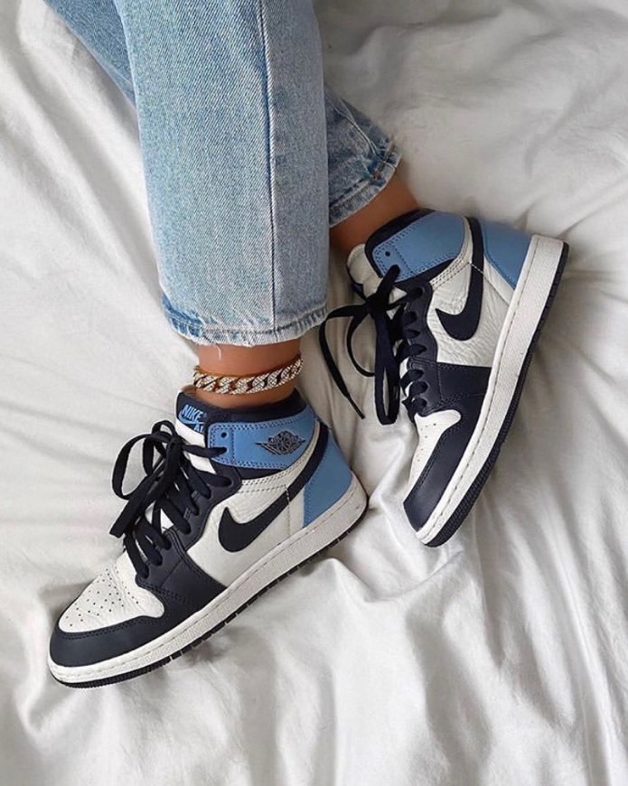 Social Nike Jordan 1