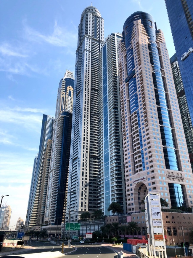 Place Dubai Marina Mall