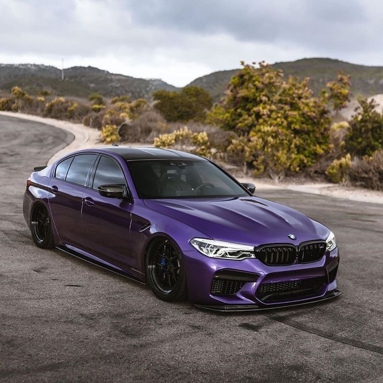 Social BMW M5