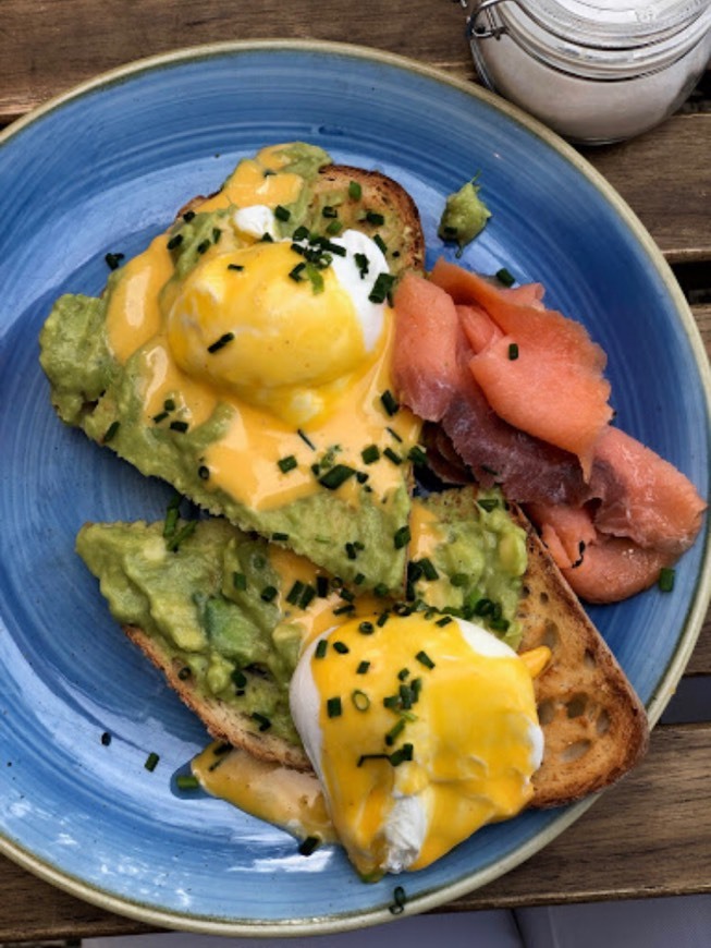 Zenith - Brunch & Cocktails Bar
