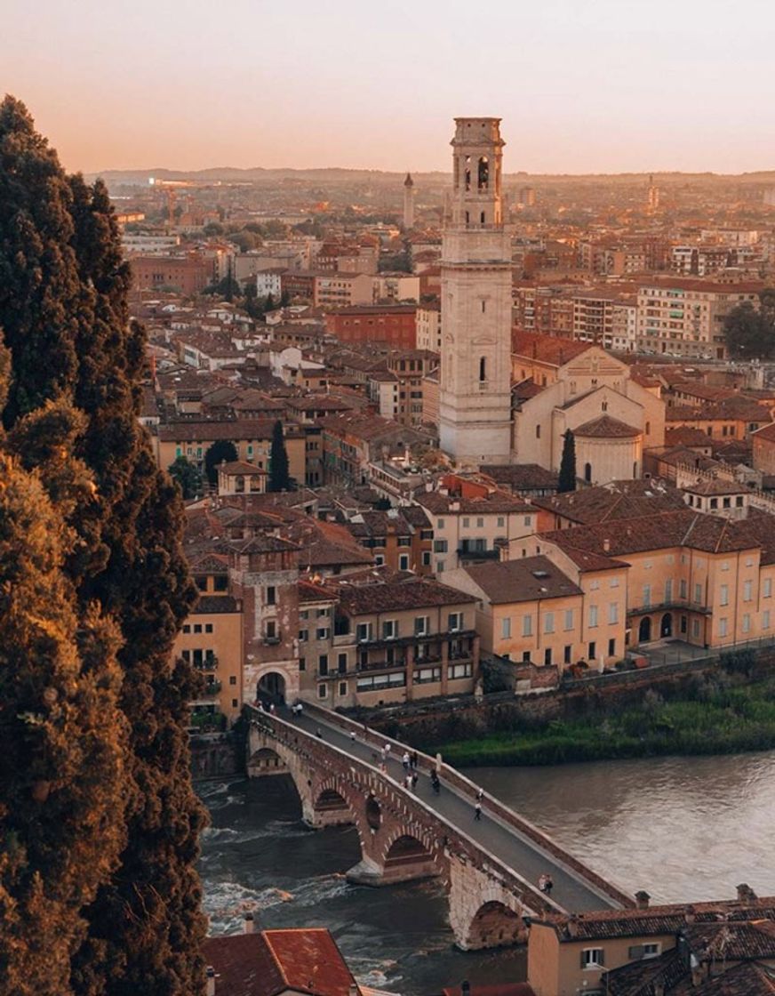 Moda Verona,Itália🇮🇹✨