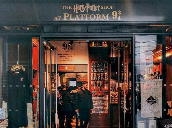 Place The Harry Potter Shop at Platform 9¾