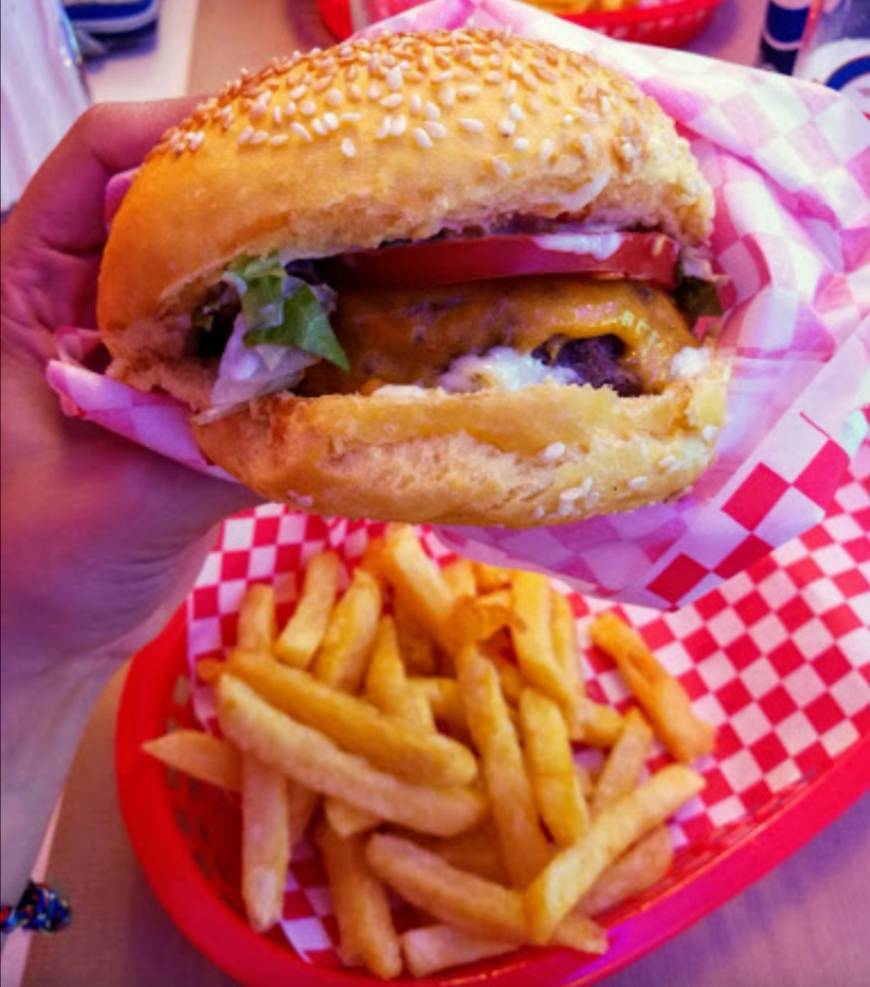 The Red Car - FoodTruck