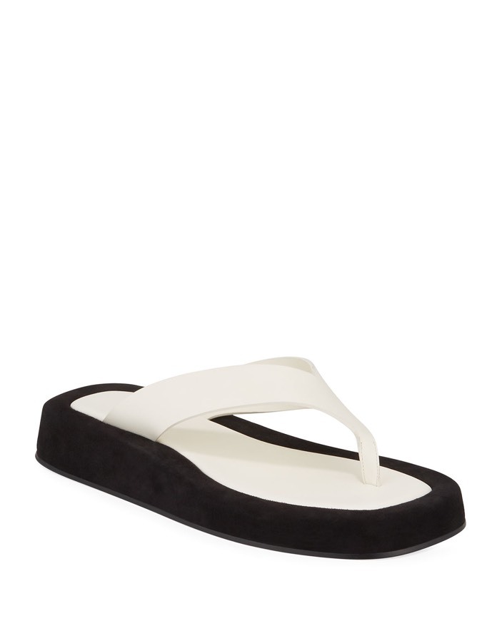 Moda THE ROW Ginza Flip Flop | Neiman Marcus