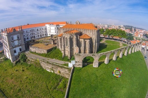 Place Mosteiro de Santa Clara