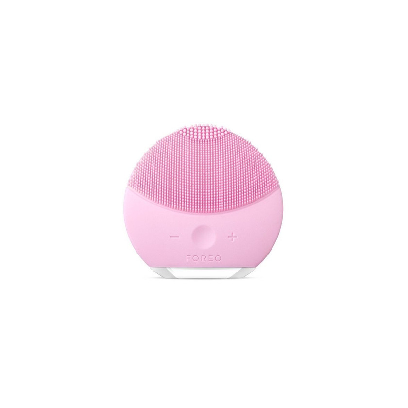 Belleza LUNA mini 2 de FOREO es el limpiador facial con modo anti-edad.