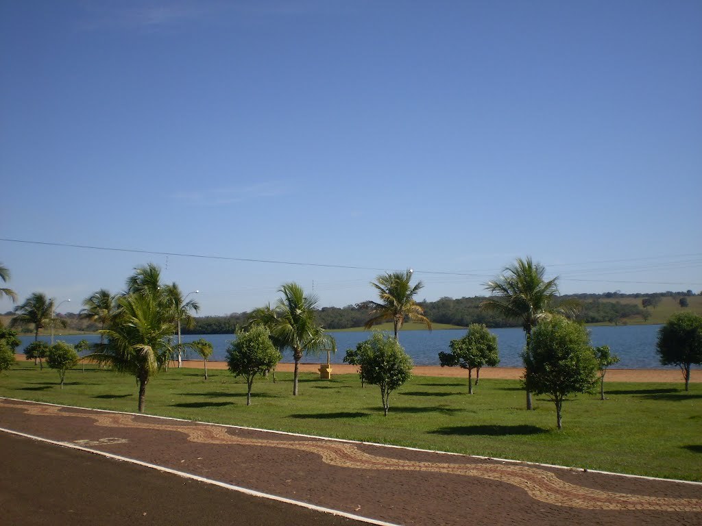 Place Avenida do Lago