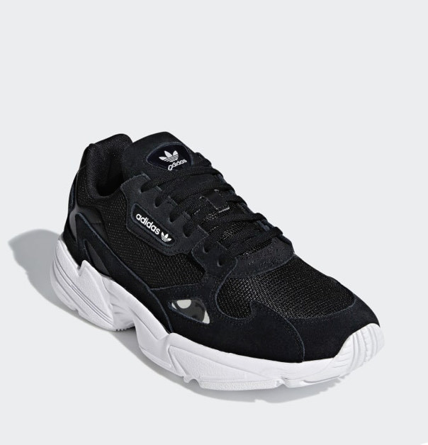 Product Adidas Falcon