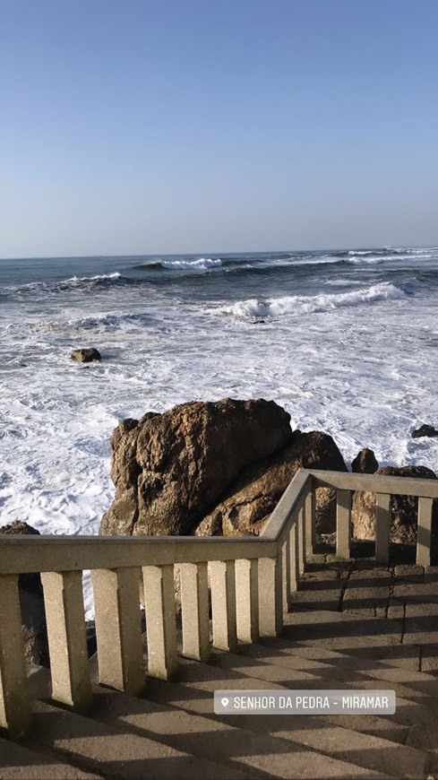 Place Capela do Senhor da Pedra - Miramar