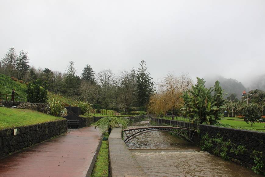 Lugar Cascata e Aquário das Furnas