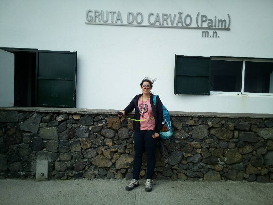 Lugar Gruta do Carvão