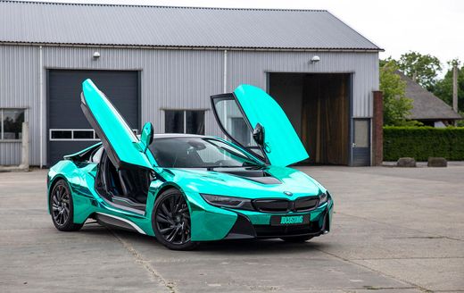 BMW i8 wrapped in super chrome Turquoise | We've wrapped thi ...