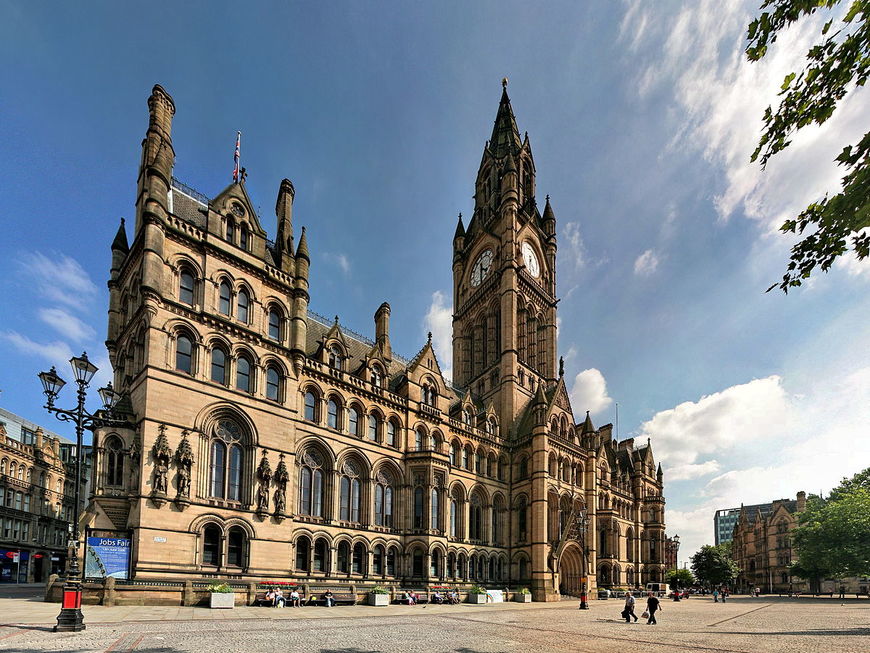 Place Manchester Town Hall