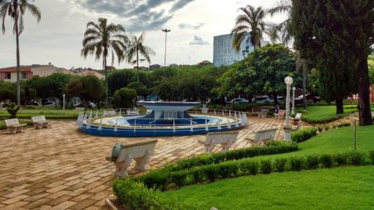 Place Praça Mário Zucato