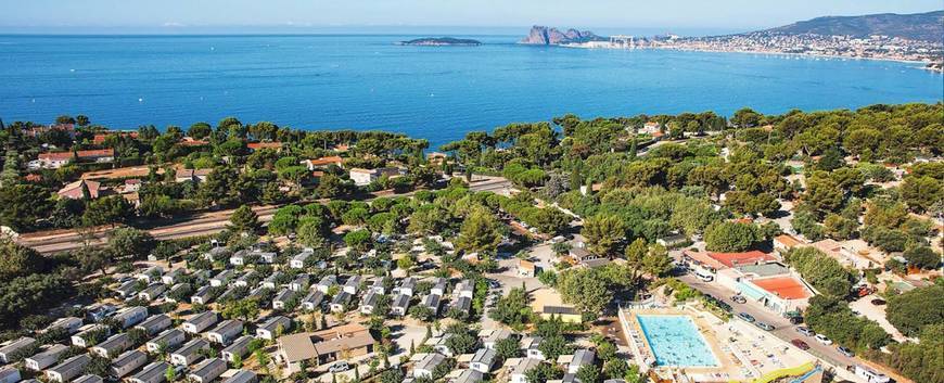 Place Camping - Village La Baie Des Anges