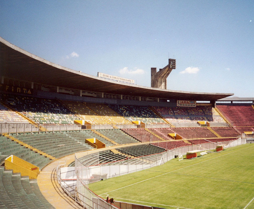 Lugar Rua do Estádio
