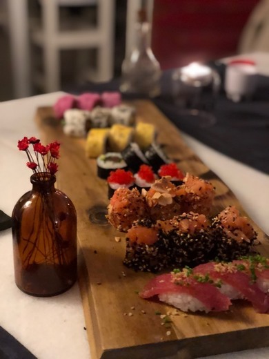 Kook Sushi Lounge