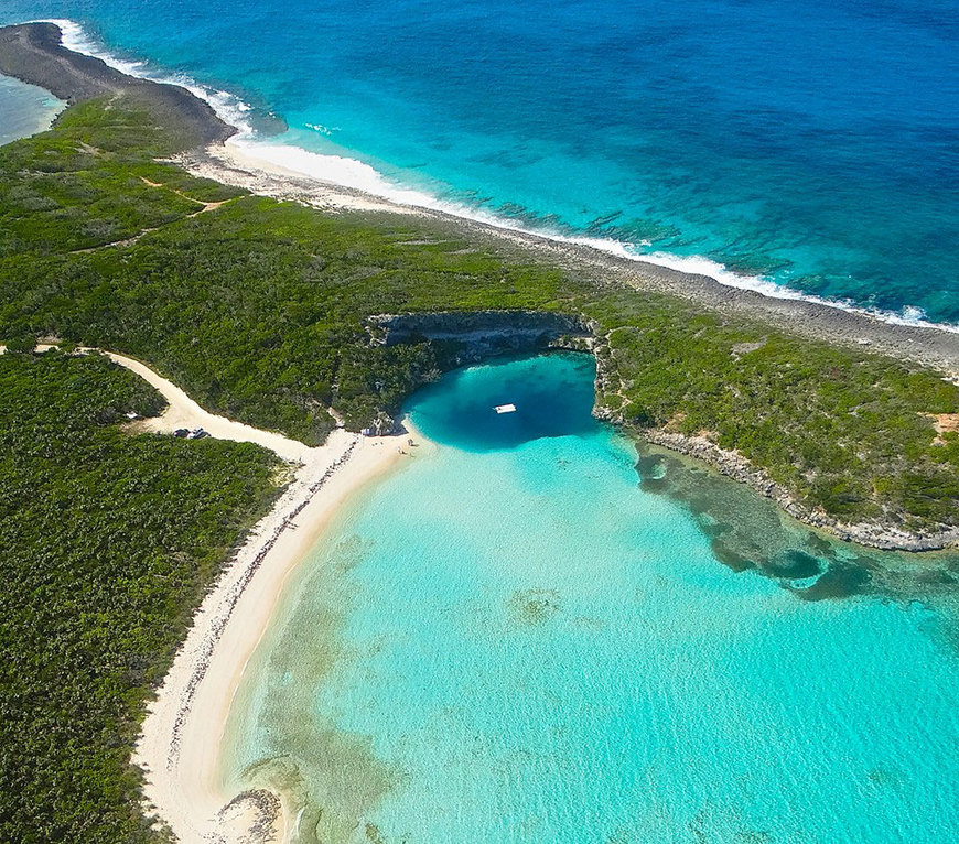 Place Las Bahamas