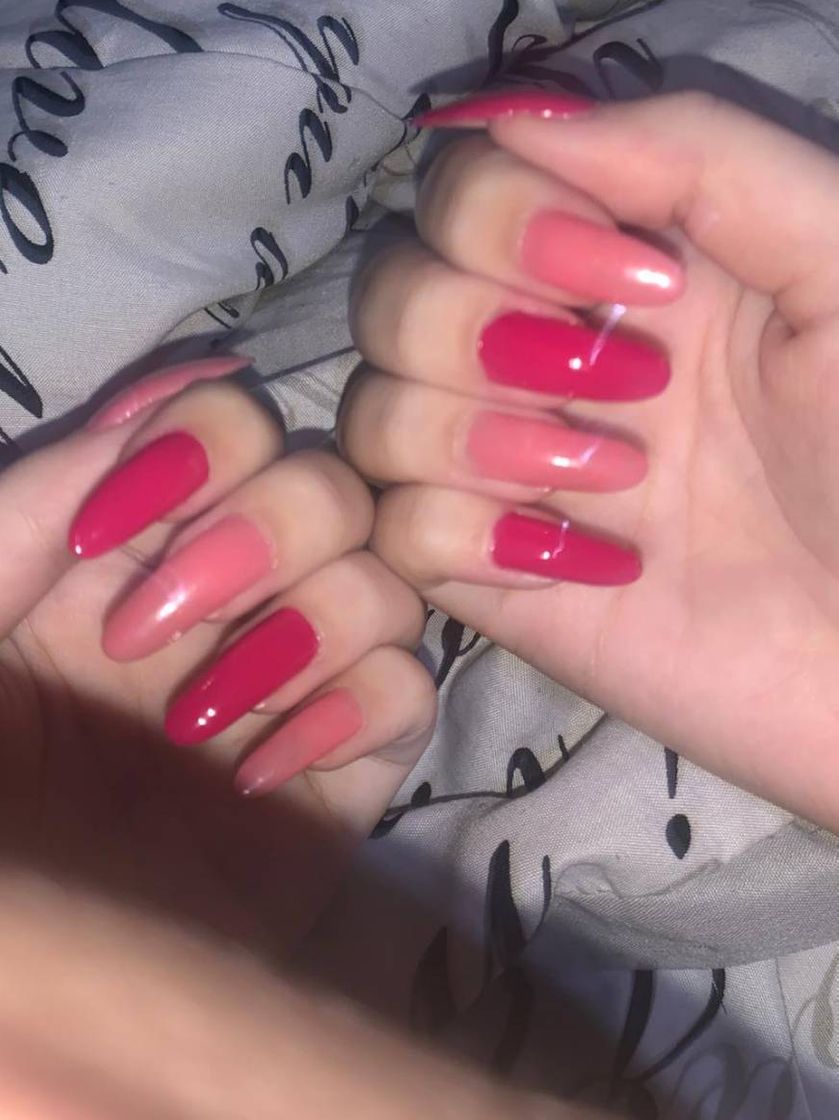 Social pinky nails