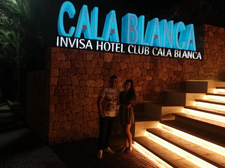 Places Invisa Hotel Club Cala Blanca