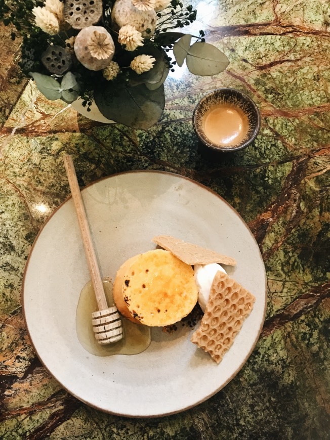 Restaurantes Fava Tonka