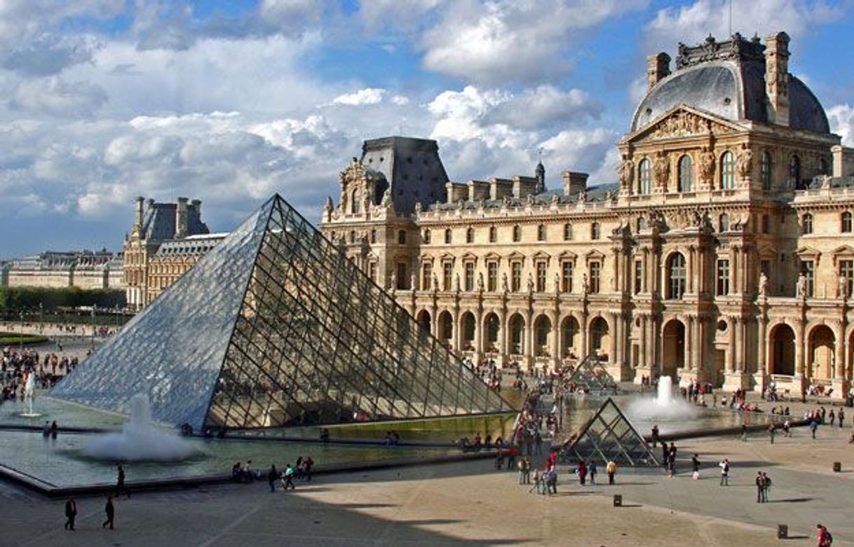 Fashion Museo del Louvre