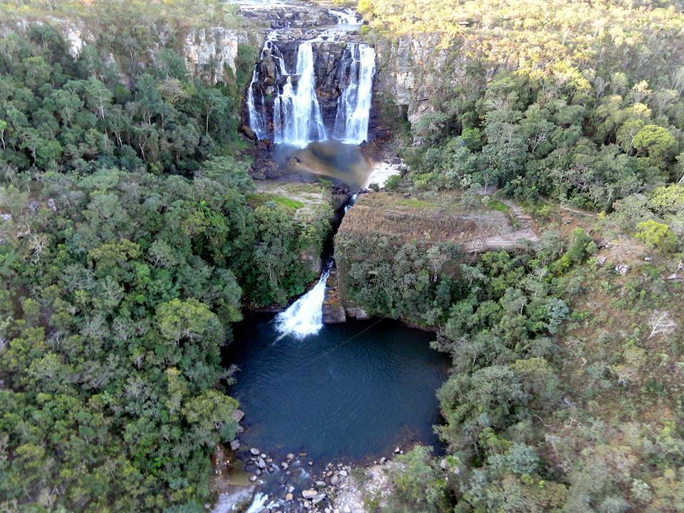 Lugar Salto Corumbá - Camping Pousada Cachoeira Trilha Tirolesa natureza